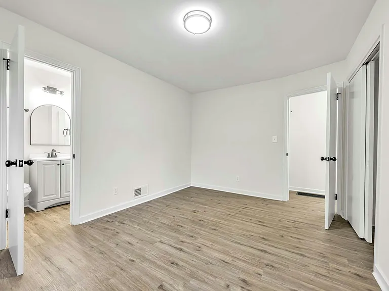 1112 Violet Dr — Photo 15