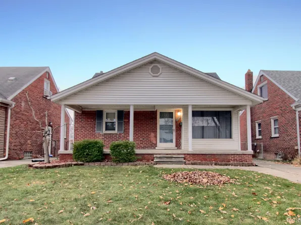 9884 Hubert Ave, Allen Park, MI 48101