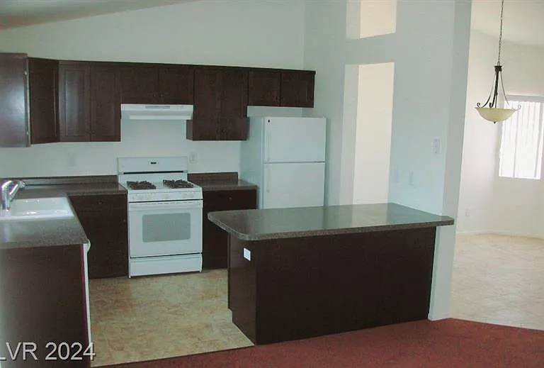 833 Camden Yard Ct — Photo 4