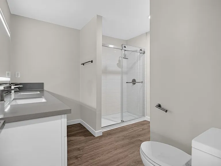 425 Coronado Ave — Photo 34