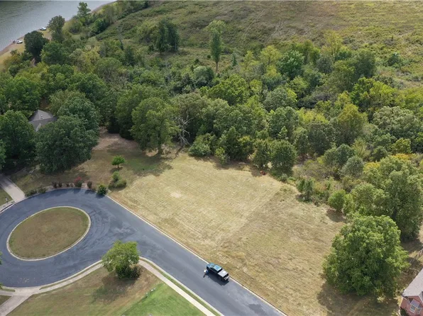 21773 Friendship View Dr #15, Springdale, AR 72764