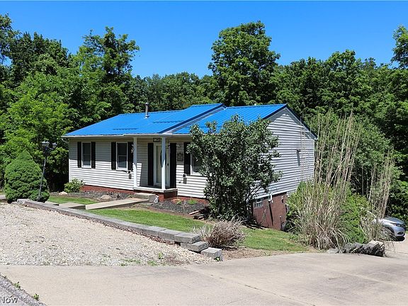 4th image of 50538 Cindy Dr