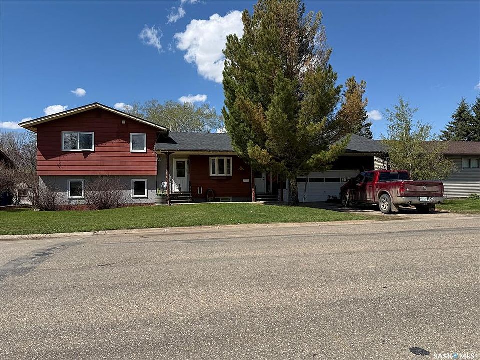 1st image of 402 9th AVENUE