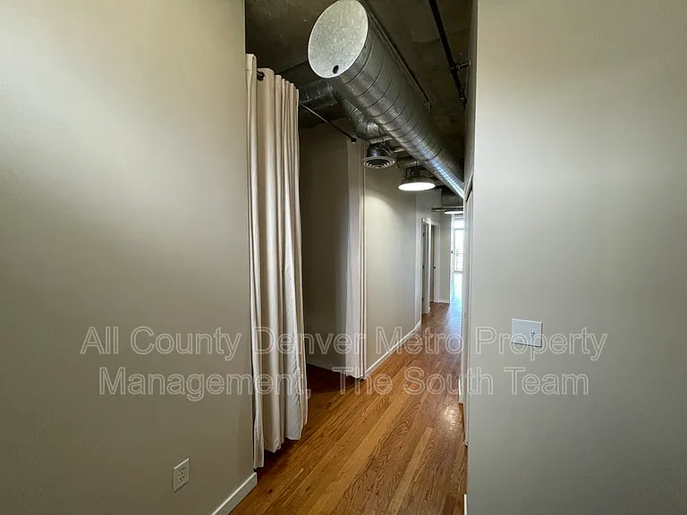 3201 Shoshone St #108 — Photo 2