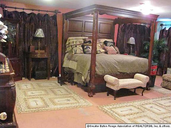 4th image of 12296 Pendarvis Ln