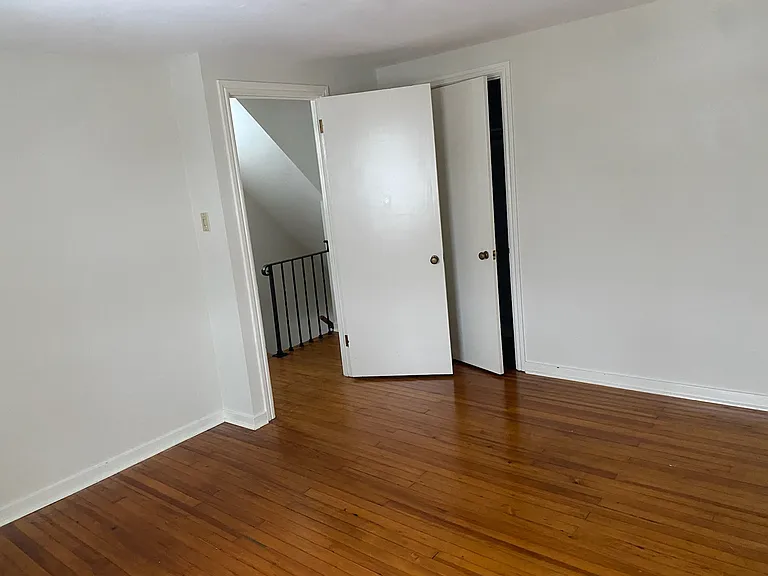 Back bedroom