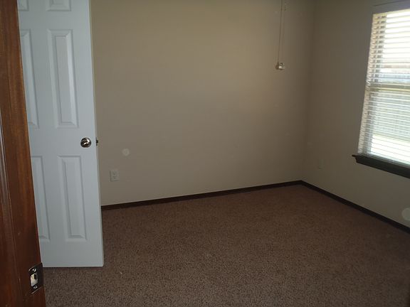 second bedroom with walk in 