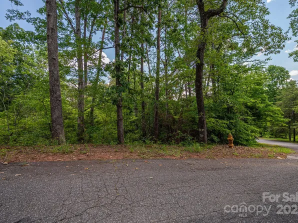 207 Plantation Dr, Rutherfordton, NC 28139