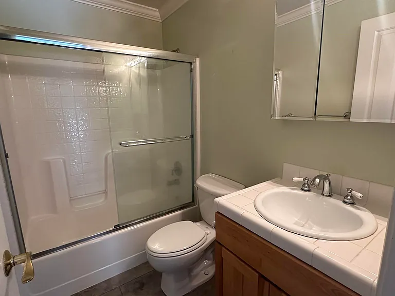 101 Shady Ln — Photo 13