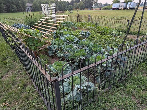 5th image of 837 Fertilizer Rd