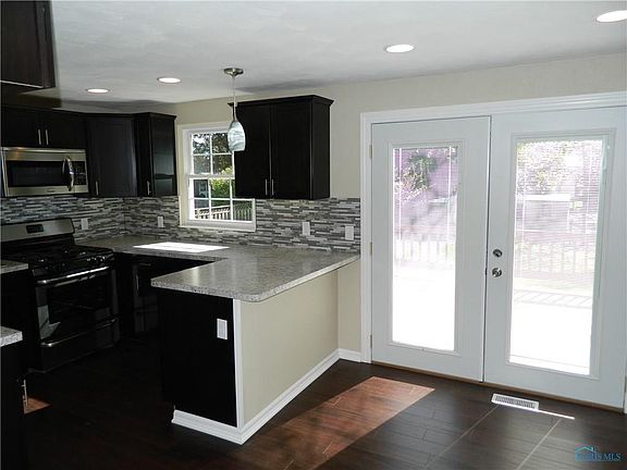 4th image of 159 Ponderosa Dr