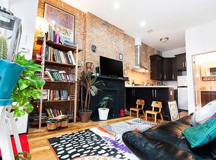 481 Greene Ave #2R, Brooklyn, NY 11216