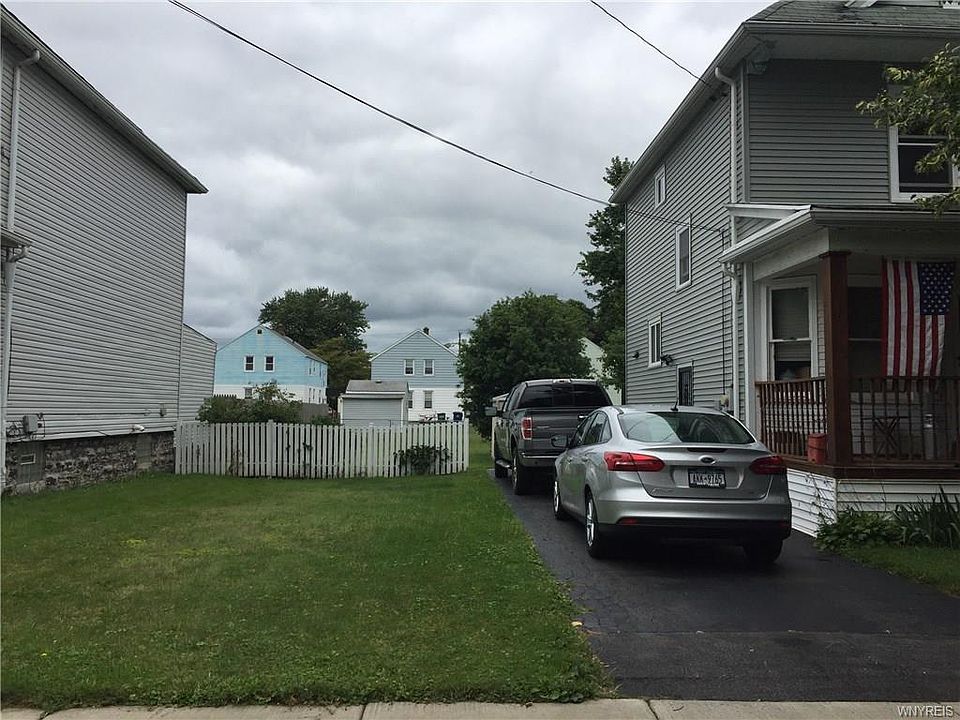 2nd image of 70 Allegany St