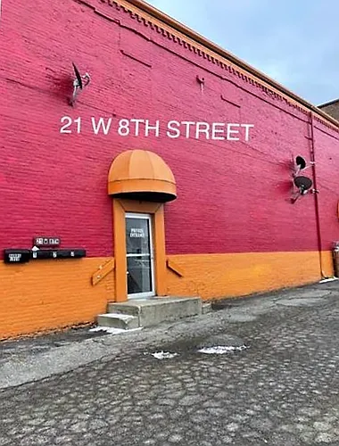 21 W 8th St Photo 1
