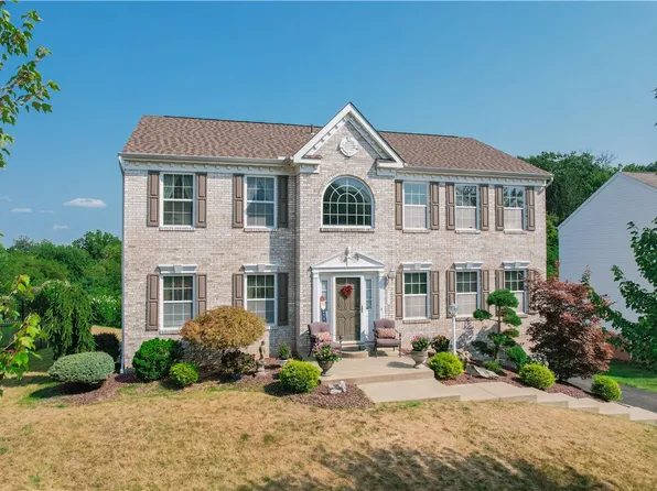 8004 Maureen Dr, Cranberry Township, PA 16066