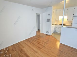 11318 Joffre St #3, Los Angeles, CA 90049