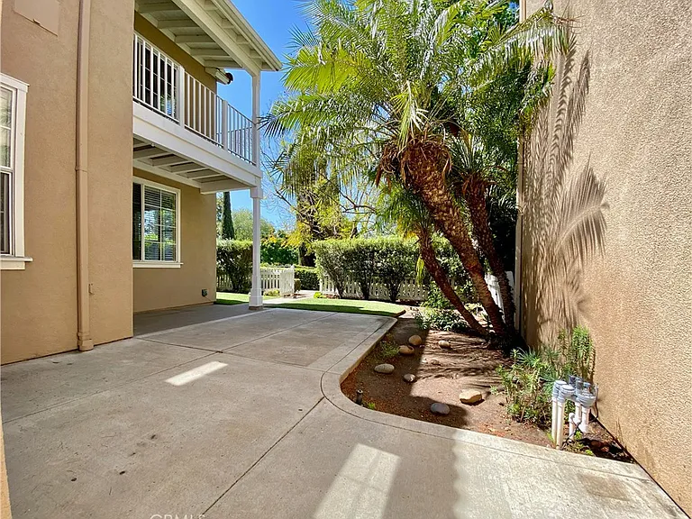 13070 Arborwalk Ln — Photo 5