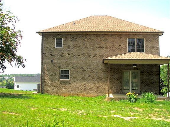 4th image of 309 Mantle Dr