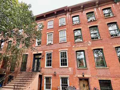 423 Clermont Avenue, Brooklyn, NY, 11238