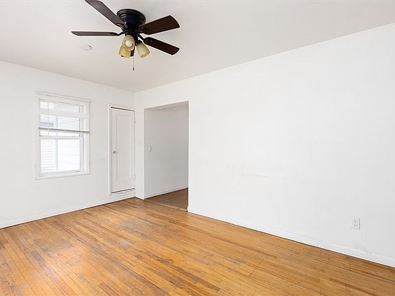 3rd image of 240 Terry Ave