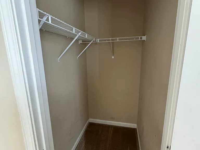 327 Hearthwood Dr — Photo 21