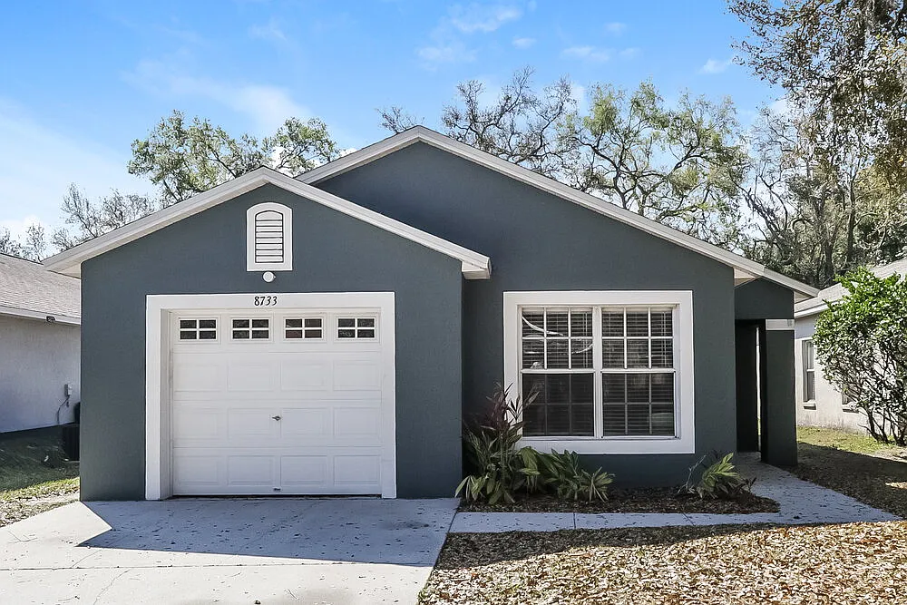 3 bed, 2.0 bath, 1234 sqft, $2,045 — Photo 1