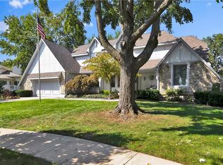 12604 Meadow Ln, Leawood, KS 66209