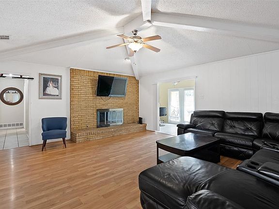 4th image of 544 Bayberry Ln