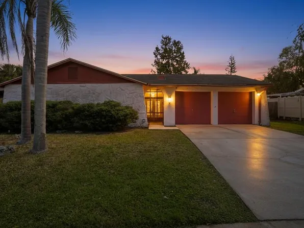 7111 Halifax Ct, Tampa, FL 33615