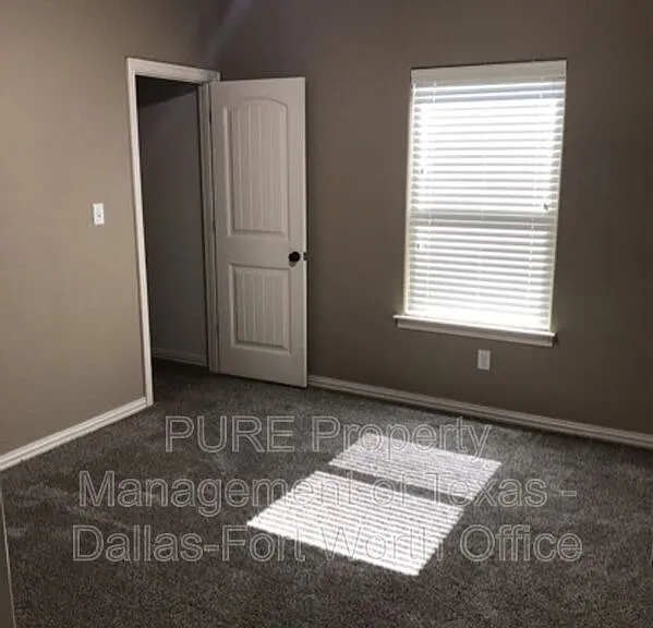 3011 Enchanted Rd — Photo 6