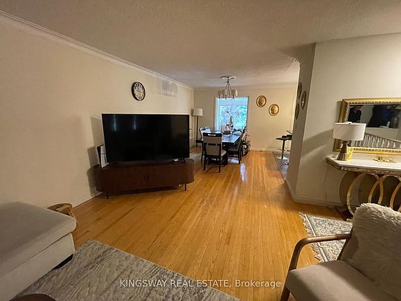 5th image of 16 Plainsman Rd