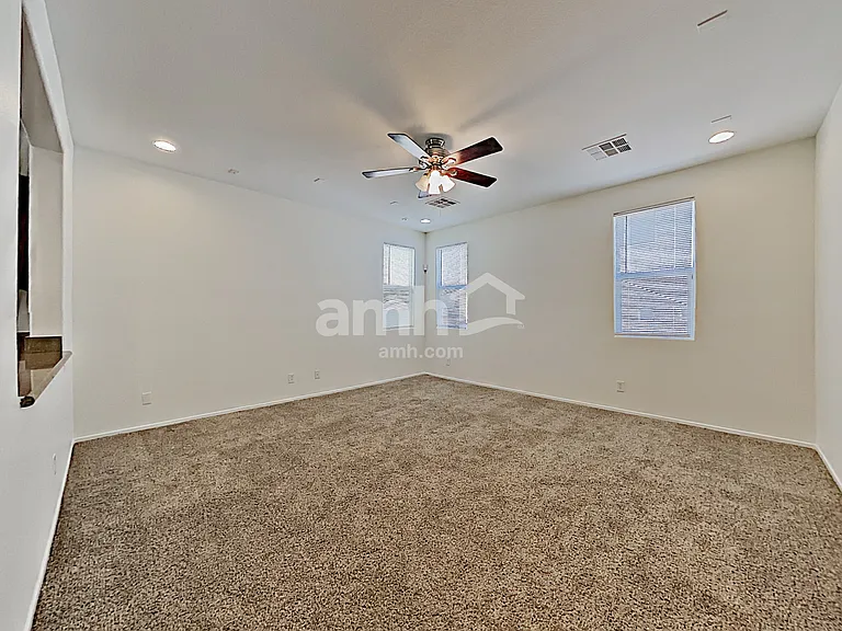 10580 Elberton Ave — Photo 6