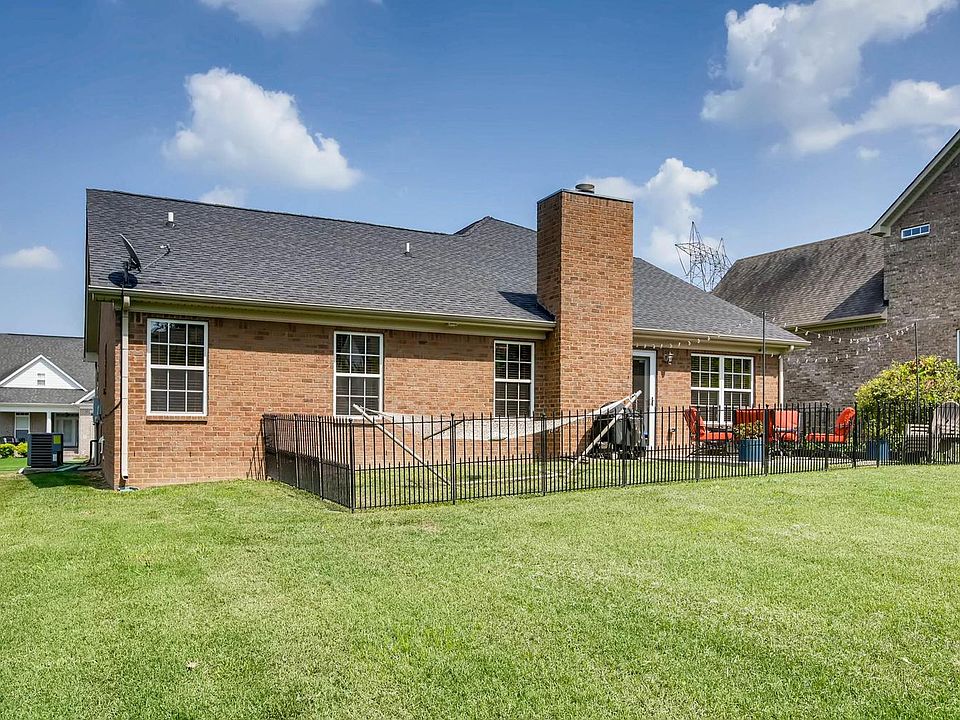 2nd image of 2044 Sunflower Dr