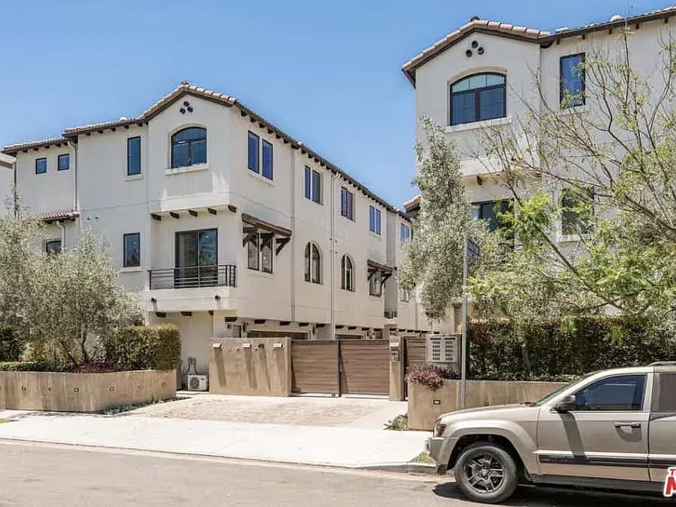 1st image of 5930 W Luna Park