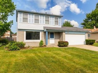 41770 Creston Ct, Canton, MI 48187