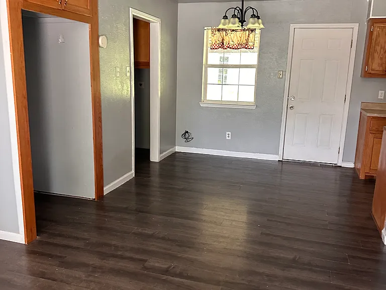 1214 Wolfe City Dr — Photo 6