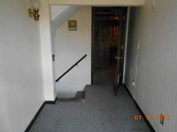 5th image of 68 Florentina Ave