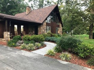 1974 Daisy Rd, Blacksburg, VA 24060