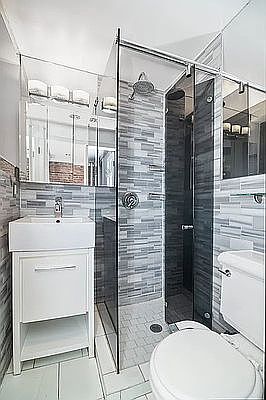 5th image of 115 Mulberry St APT 1
