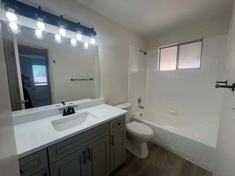 1094 S Dearborn St #308 — Photo 31