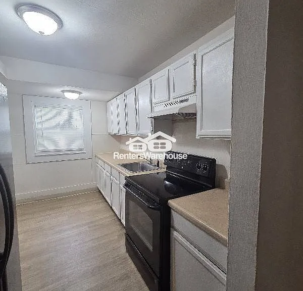 10732 Spring Garden Dr — Photo 4