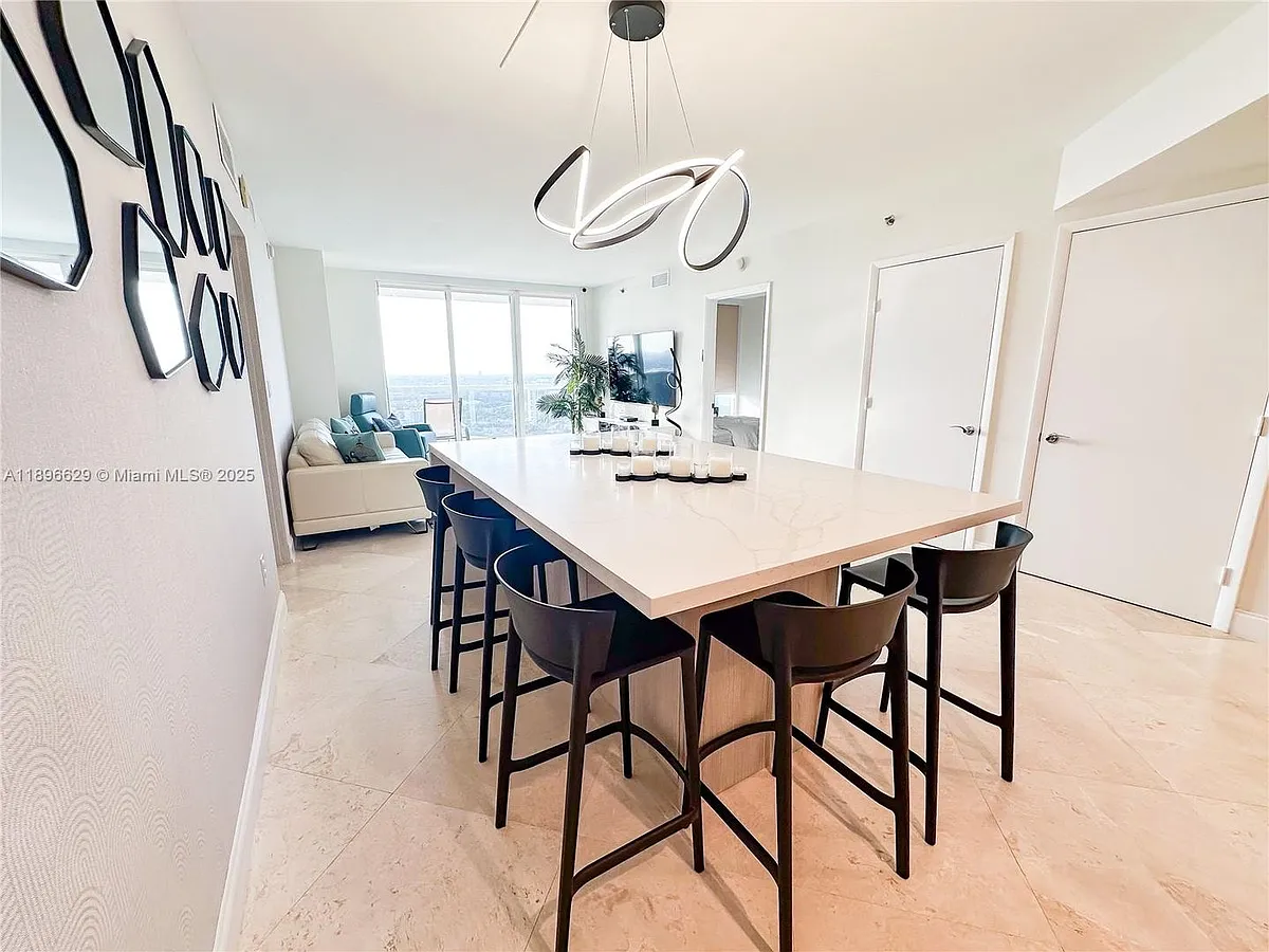 Building Photo - 1850 S Ocean Dr #3308