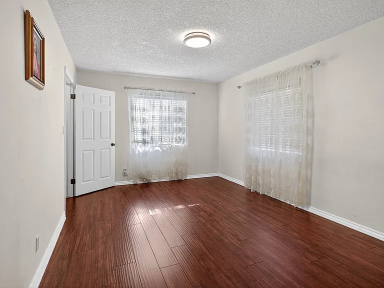 10154 Mount Gleason Ave — Photo 18
