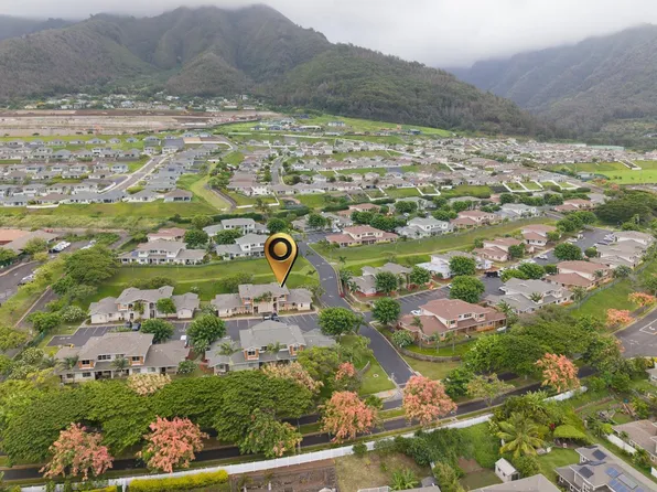 119 Hoowaiwai Loop APT 906, Wailuku, HI 96793