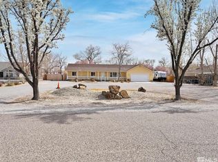 4665 Country River Dr, Fallon, NV 89406