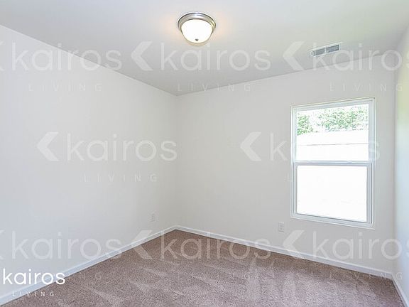 5th image of 1021 Aunt Prissey Ct