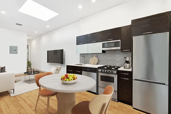 Rented by Freestone Property Group | media 3