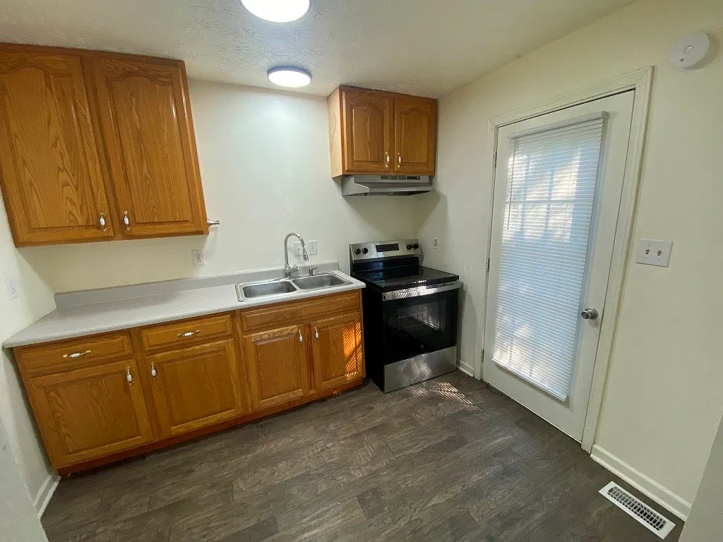 2 bed, 752 sqft, $1,450 — Photo 3