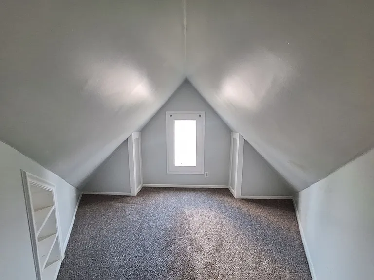 11243 Roxbury St — Photo 19