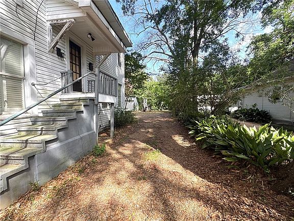 4th image of 1741 White St